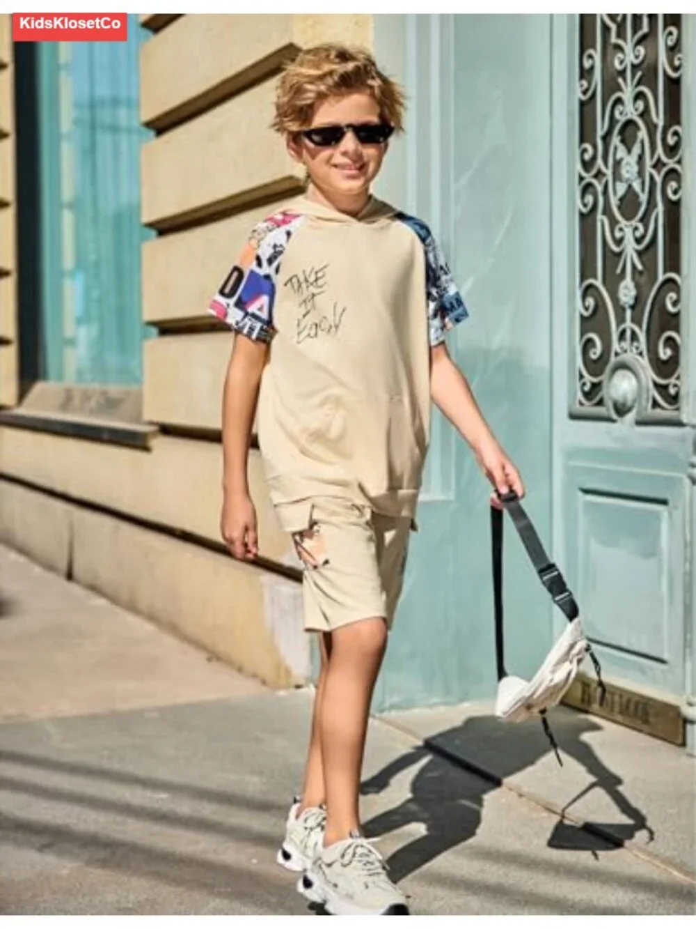 Boys Letter Graphic Short Sleeve Hoodie and Shorts Set 5-12 Years